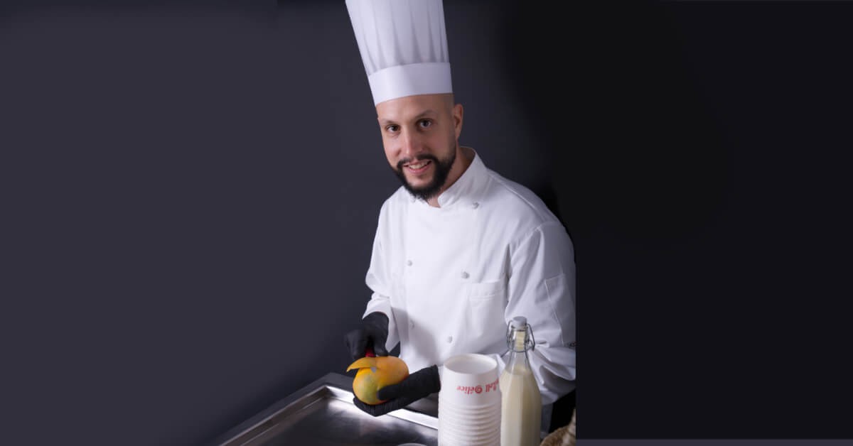 Glaces Roulées Iceroll-Délice : L'Art du Dessert-Spectacle